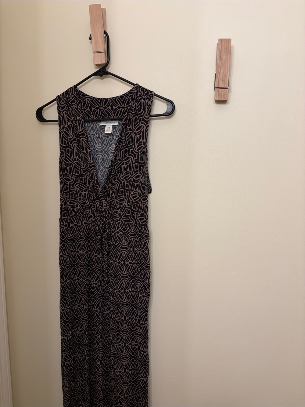 Motherhood Maternity Black and Tan Geometric Twist-Front Maxi Dress